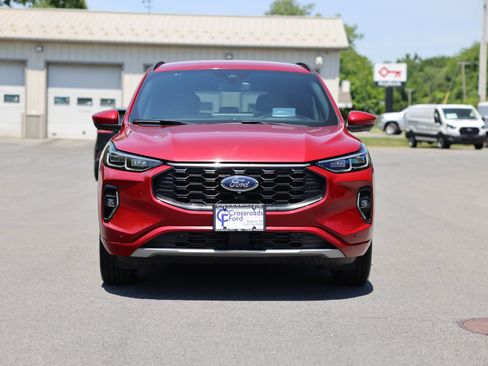 Certified 2023 Ford Escape ST-Line Elite w/ Premium Technology Package AWD/4WD image 8