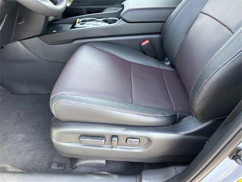 New 2026 Honda Ridgeline Black Edition image 13