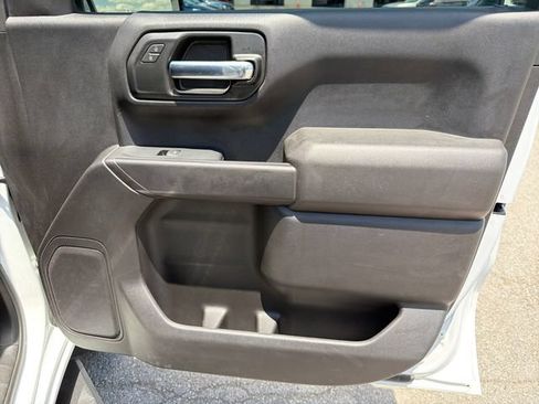 Used 2022 Chevrolet Silverado 1500 Custom w/ Safety Confidence Package AWD/4WD image 22