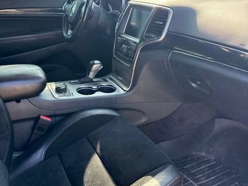 Used 2018 Jeep Grand Cherokee Trailhawk AWD/4WD image 17