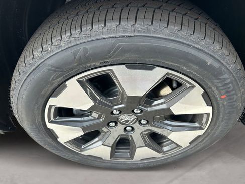 New 2026 Honda Pilot Touring image 14