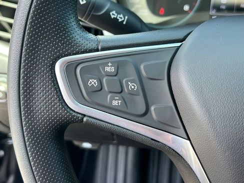 Used 2022 Chevrolet Malibu LS FWD image 30
