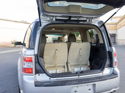 Used 2014 Ford Flex SE image 19