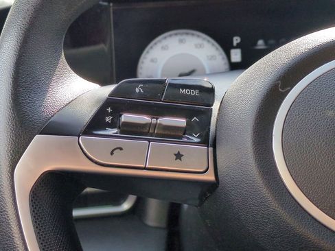 Used 2024 Hyundai Elantra SEL image 21