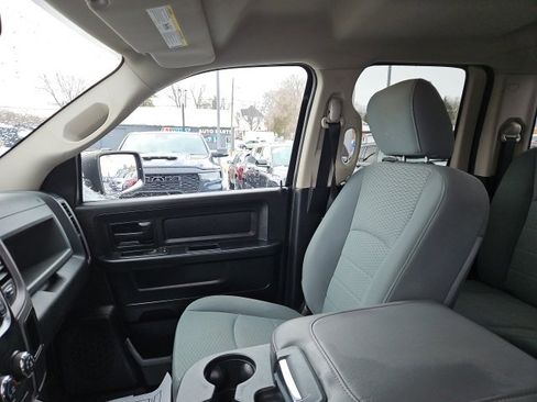 Used 2013 RAM 1500 Express image 26
