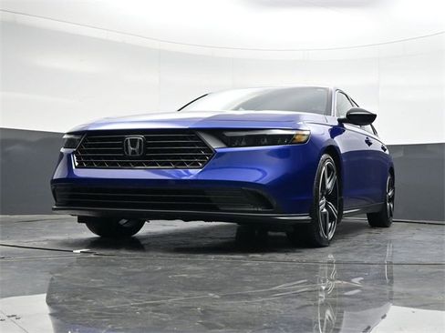 Used 2023 Honda Accord Sport image 30