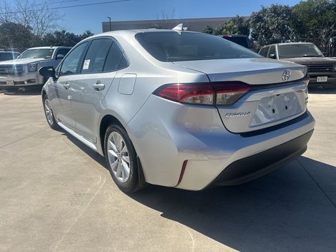 New 2026 Toyota Corolla XLE image 8