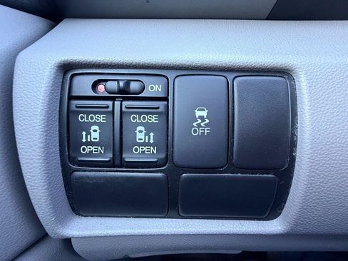 Used 2013 Honda Odyssey EX image 29