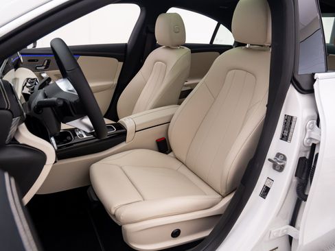 New 2026 Mercedes-Benz CLA 250 4MATIC image 17