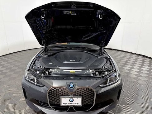 Used 2025 BMW i4 eDrive40 w/ Premium Package image 31