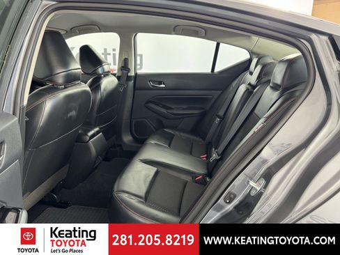 Used 2024 Nissan Altima 2.5 SR image 15