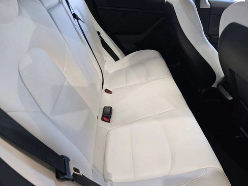 Used 2023 Tesla Model 3 Standard Range RWD image 8