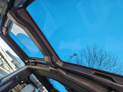 Certified 2024 GMC Hummer EV 3X w/ LPO, Illumination Package image 15