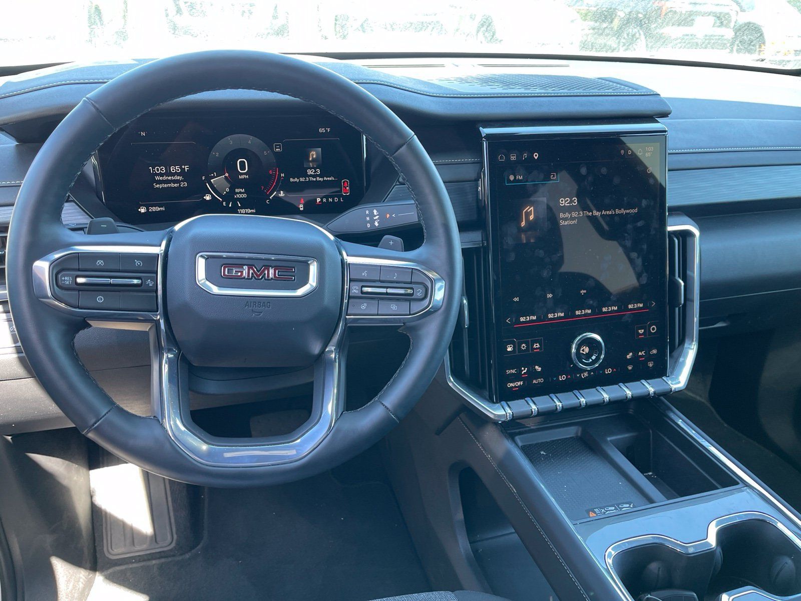 Used 2026 GMC Acadia Elevation FWD image 7
