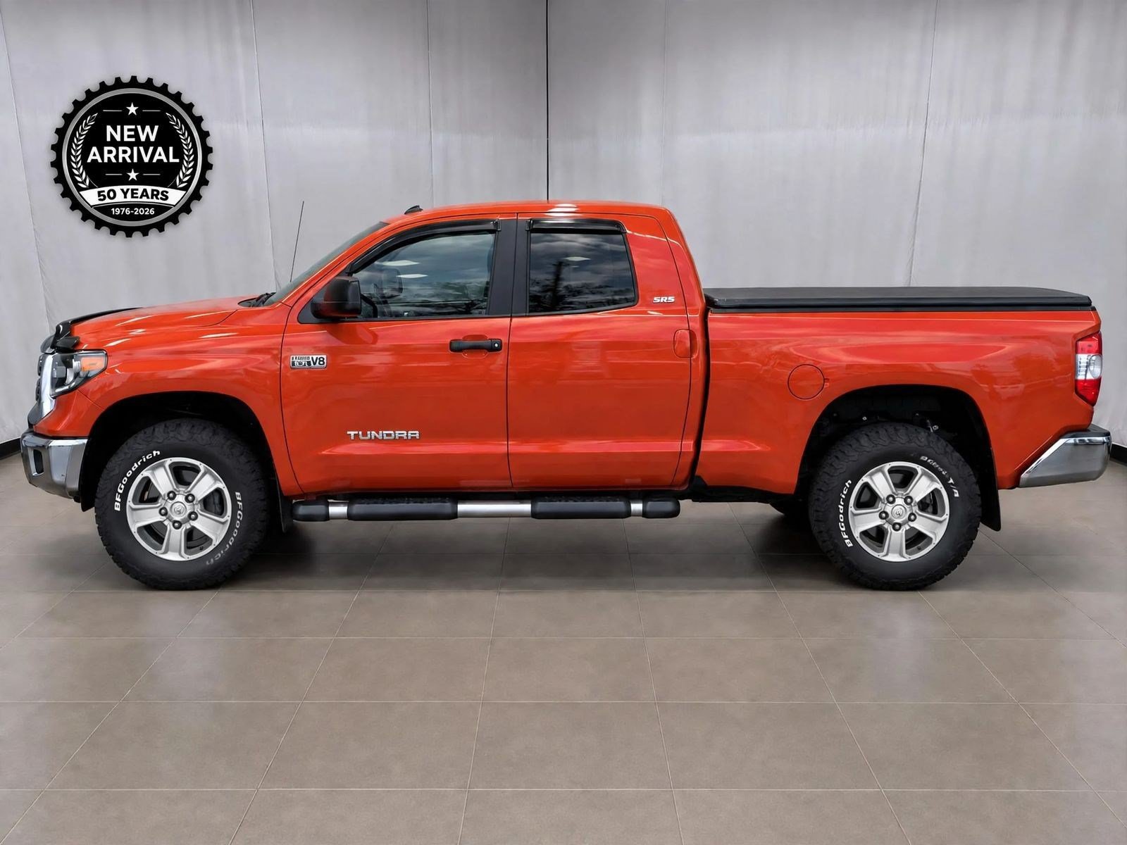 Used 2018 Toyota Tundra SR5 AWD/4WD image 7