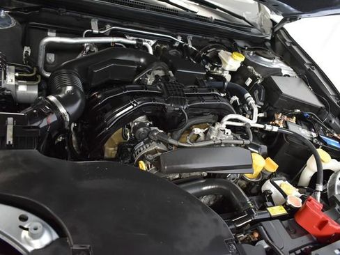 Used 2020 Subaru Outback Premium AWD/4WD image 30