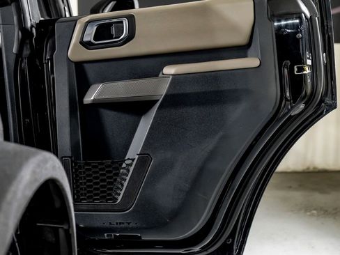 Used 2022 Ford Bronco Wildtrak image 35