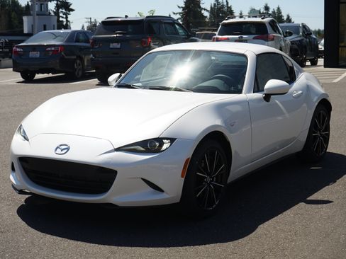 New 2026 MAZDA MX-5 Miata RF Grand Touring w/ Weather Package RWD image 7