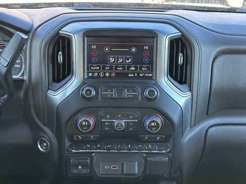 Used 2019 Chevrolet Silverado 1500 RST image 17