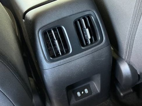 Used 2025 Hyundai Tucson SEL FWD image 14