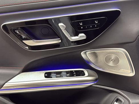 New 2026 Mercedes-Benz CLE 53 AMG 4MATIC Cabriolet image 17