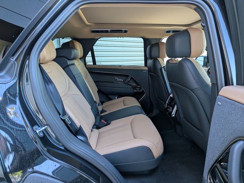 New 2026 Land Rover Range Rover Sport Autobiography AWD/4WD image 28