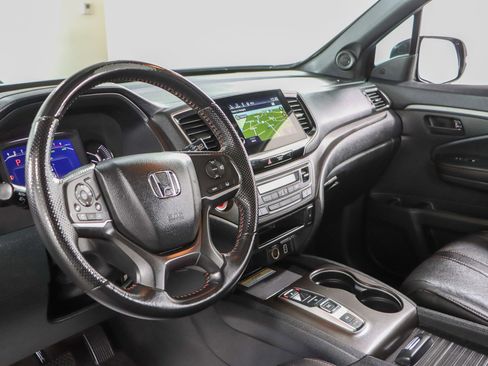 Used 2023 Honda Passport TrailSport image 23