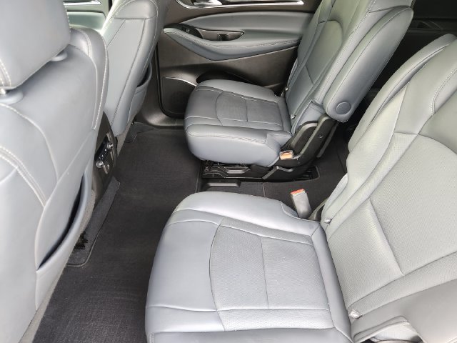 Used 2022 Buick Enclave Essence w/ Experience Buick Package FWD image 29