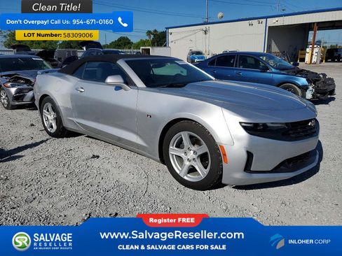 Used 2019 Chevrolet Camaro LT RWD image 5