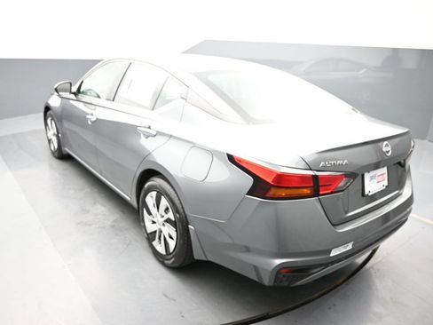 Used 2023 Nissan Altima 2.5 S FWD image 10