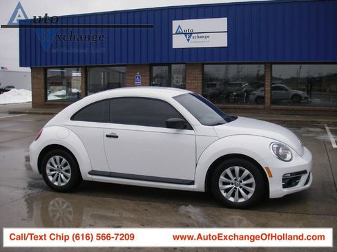 Used 2017 Volkswagen Beetle 1.8T image 1
