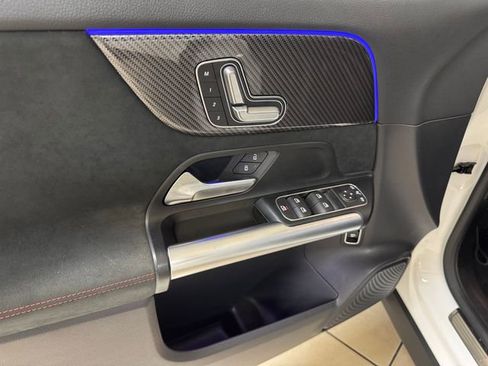 Used 2025 Mercedes-Benz GLA 250 image 7