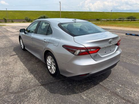 Used 2024 Toyota Camry LE FWD image 8