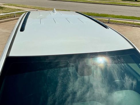 Used 2021 Jeep Grand Cherokee Laredo X image 12