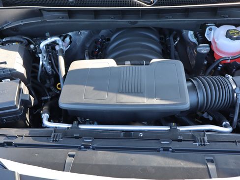 New 2026 GMC Yukon XL Denali Ultimate AWD/4WD image 17