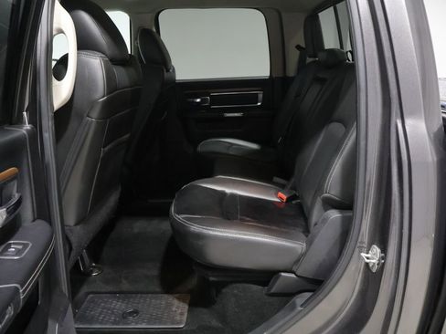 Used 2014 RAM 1500 Laramie w/ Convenience Group image 19