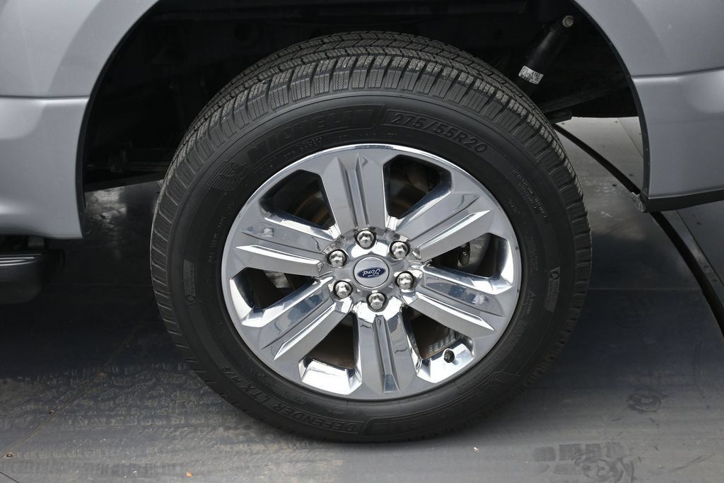 Used 2020 Ford F150 XLT w/ Equipment Group 302A Luxury AWD/4WD image 14