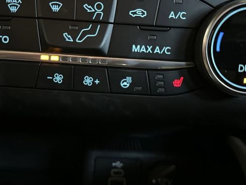 Certified 2025 Ford Escape ST-Line Elite image 24