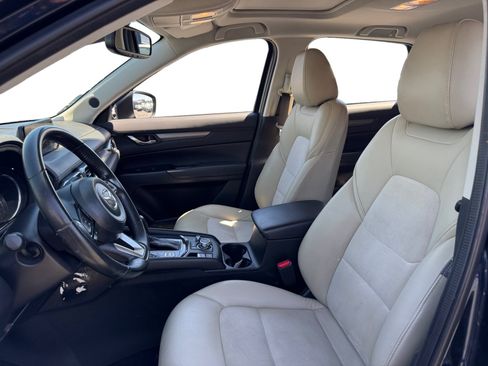 Used 2018 MAZDA CX-5 Touring w/ Preferred Equipment Package FWD image 9