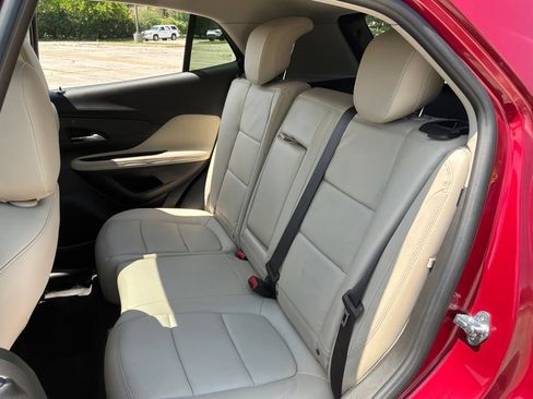 Used 2019 Buick Encore Essence AWD/4WD image 17