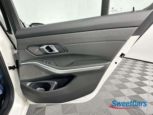Used 2025 BMW M3 Competition AWD/4WD image 43