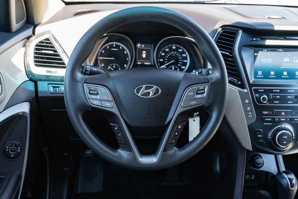 Used 2018 Hyundai Santa Fe SE AWD/4WD image 14