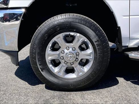Used 2026 RAM 2500 Big Horn AWD/4WD image 8