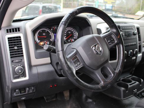 Used 2012 RAM 5500 SLT image 17