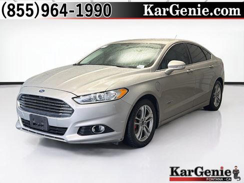Used 2016 Ford Fusion Energi Titanium FWD image 1