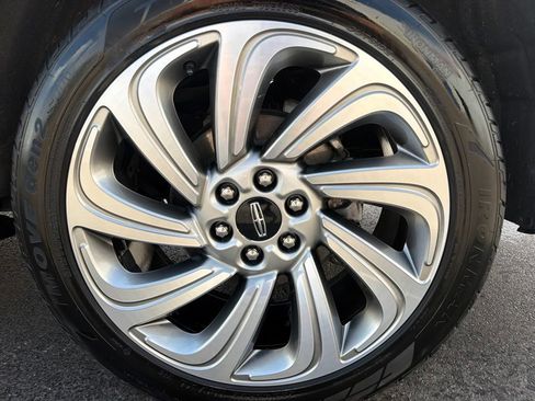 Used 2022 Lincoln Navigator Reserve AWD/4WD image 50