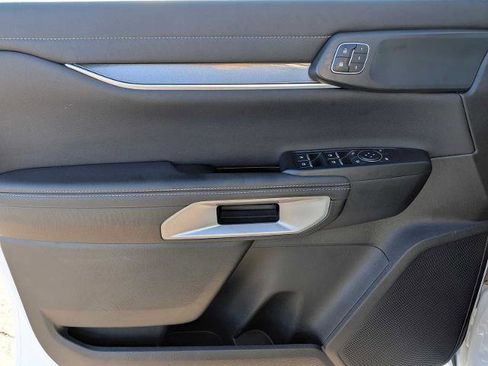 Certified 2024 Ford Ranger Lariat w/ FX4 Off-Road Package image 11