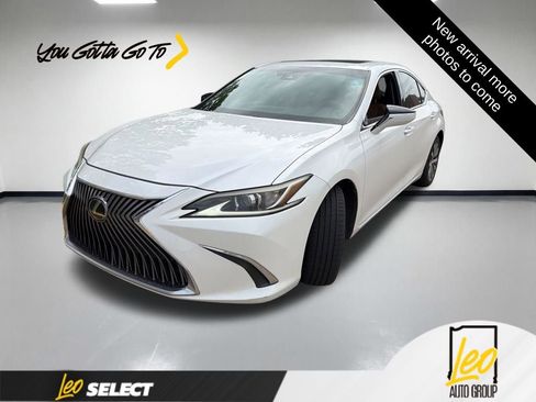 Used 2020 Lexus ES 350 w/ Accessory Package 2 FWD image 1