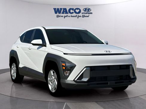 Used 2026 Hyundai Kona SE image 11