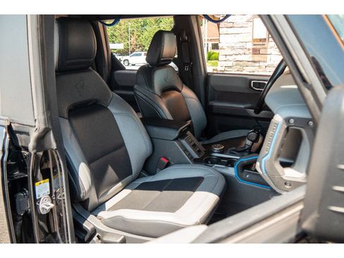 Used 2022 Ford Bronco Black Diamond AWD/4WD image 15